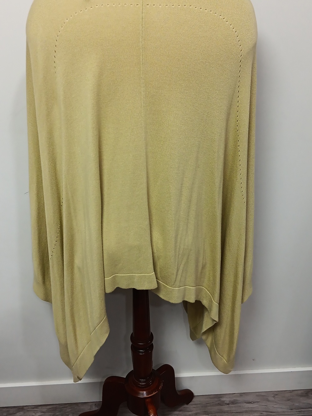 Lululemon Athletica Open Mind Silk Blend Wrap - Picture 5 of 7